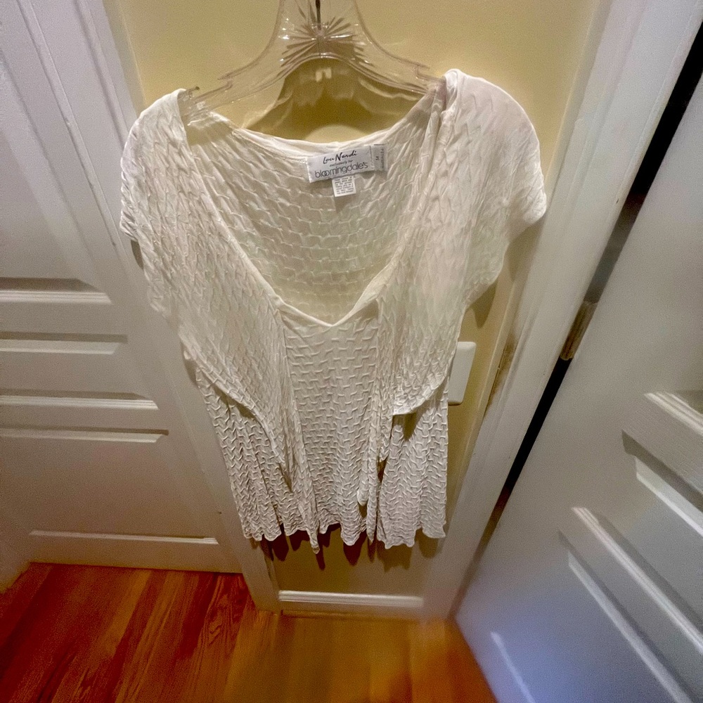 White tank tunic style with tie. Size medium/large. Bloomingdale’s,
